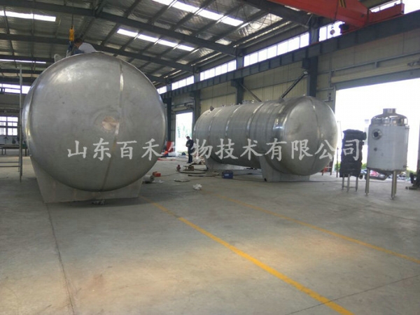 大型臥式儲(chǔ)罐
